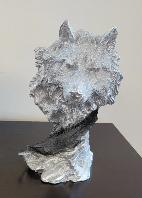 Wolf Face with Feather Sculpture - Image 2