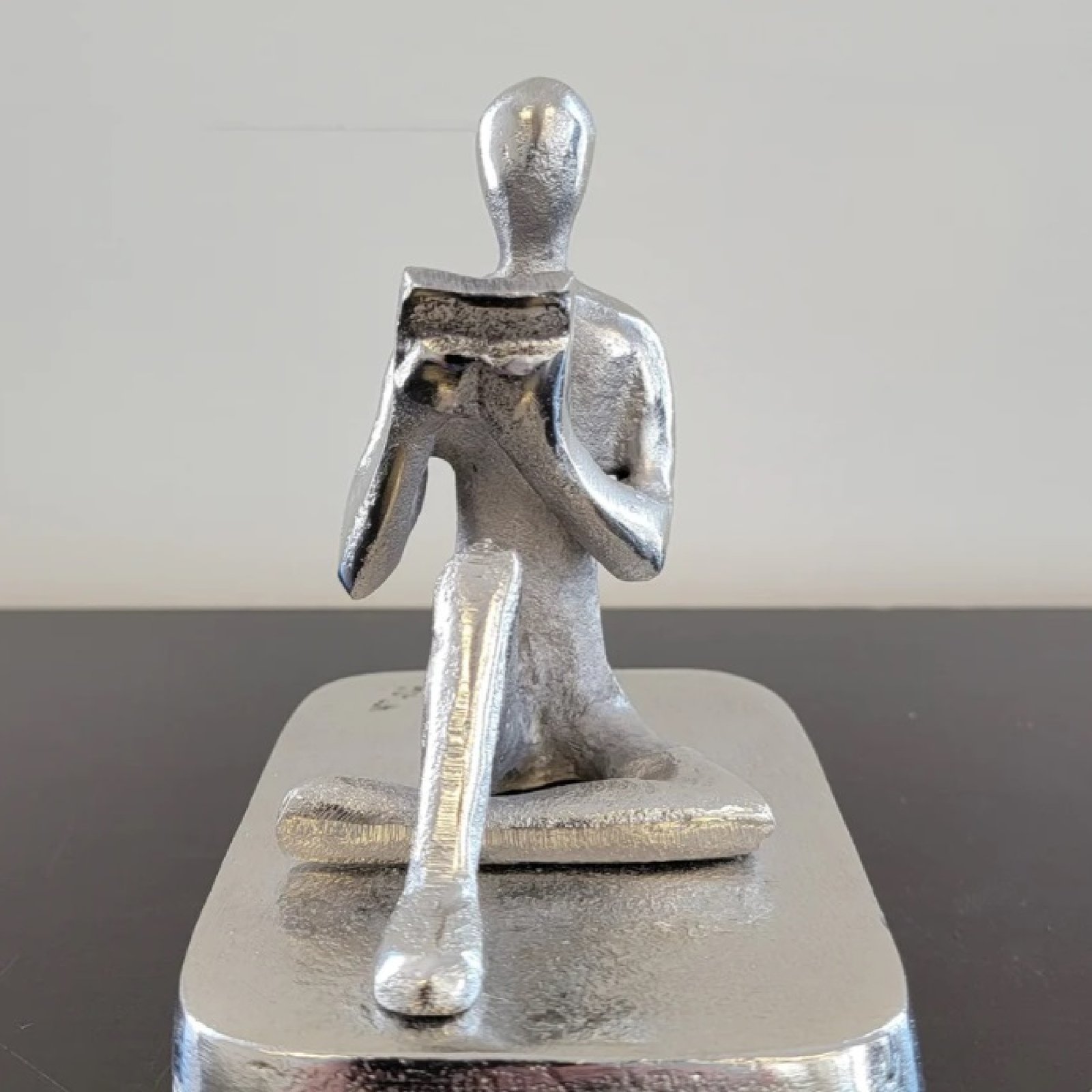 The Reader – Abstract Human Sculpture