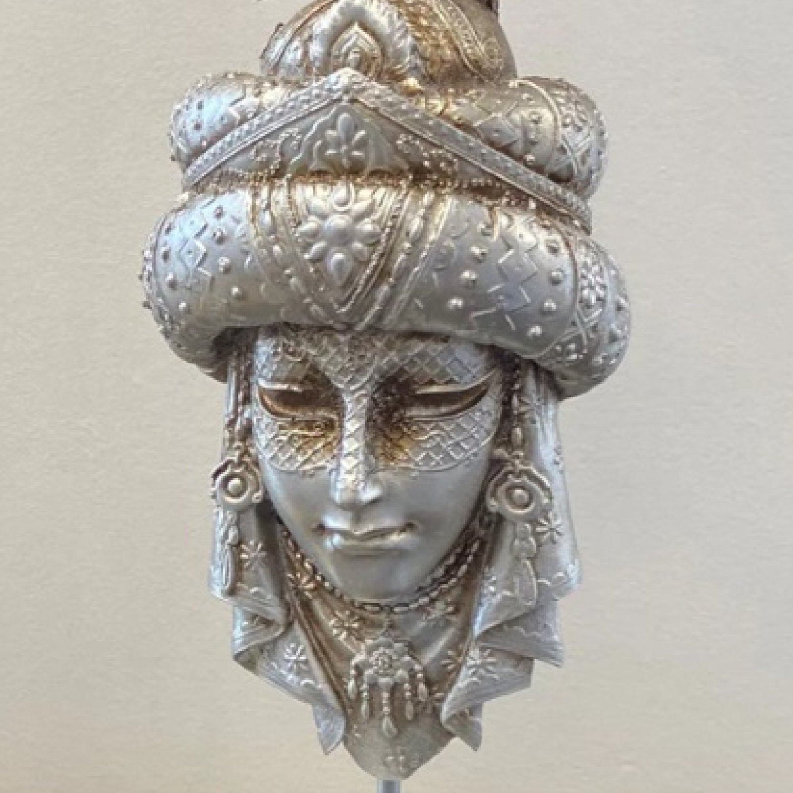 Regal Turbaned King Sculpture